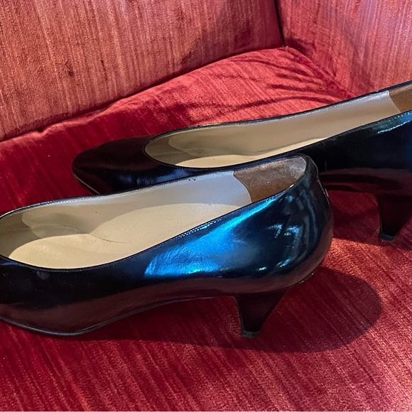 Amalfi Black Patent Leather Heels - Picture 4 of 6